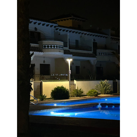 LED Solar Street Light 100W with BYD Battery 3000K