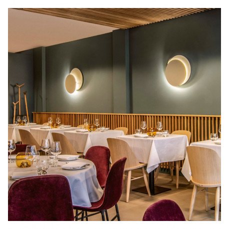 LED Wall Light 5W Eclipse White with Adjustable Light