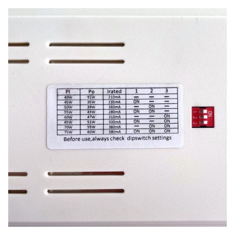 LED-tracÃ© rail schijnwerper lineair 3-fase 75W orientabel 360Â° 58 cm