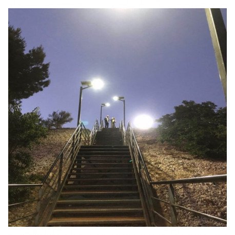 Led-zonnestraatlantaarn 200W solar programmeerbaar met afstandsbediening voor buiten